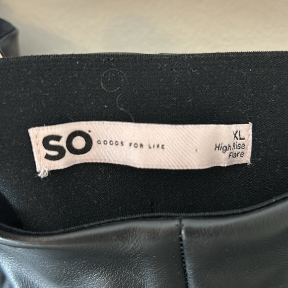 Juniors' SO® High-Rise Flare Faux-Leather Pants Black Size XL - Picture 6 of 6